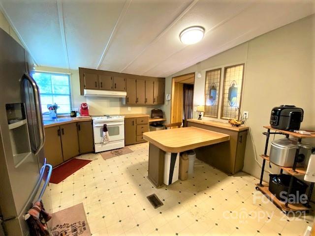 694 Cedar Lane Road Jefferson, SC 29718 - Photo 11 of 28 Gallery Image 11