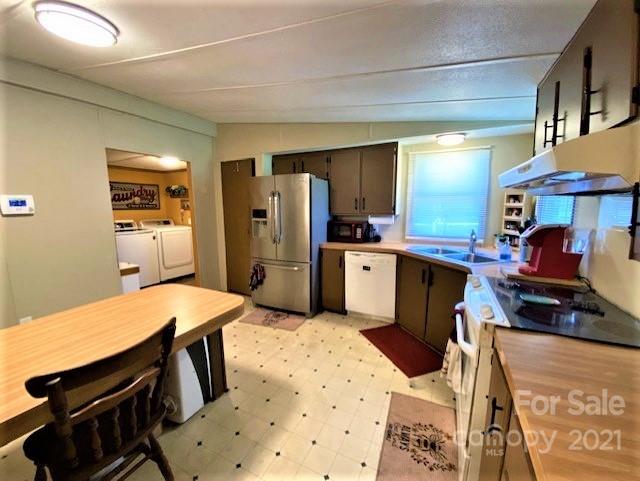 694 Cedar Lane Road Jefferson, SC 29718 - Photo 9 of 28 Gallery Image 9