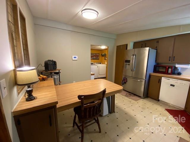 694 Cedar Lane Road Jefferson, SC 29718 - Photo 10 of 28 Gallery Image 10