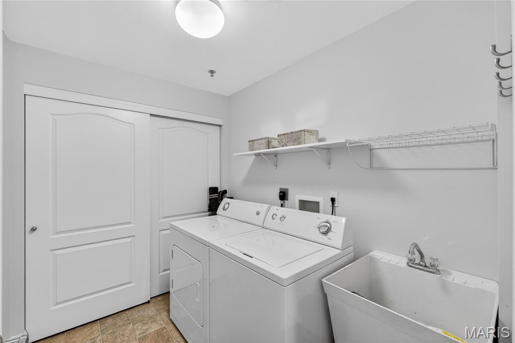 540 North And South Road, Unit 103 University City, MO 63130 - Photo 17 of 19