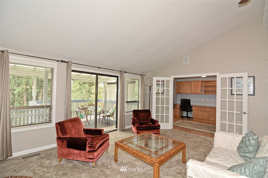 2704 168th Street Southeast Bothell, WA 98012 - Photo 2 of 25 Gallery Image 2