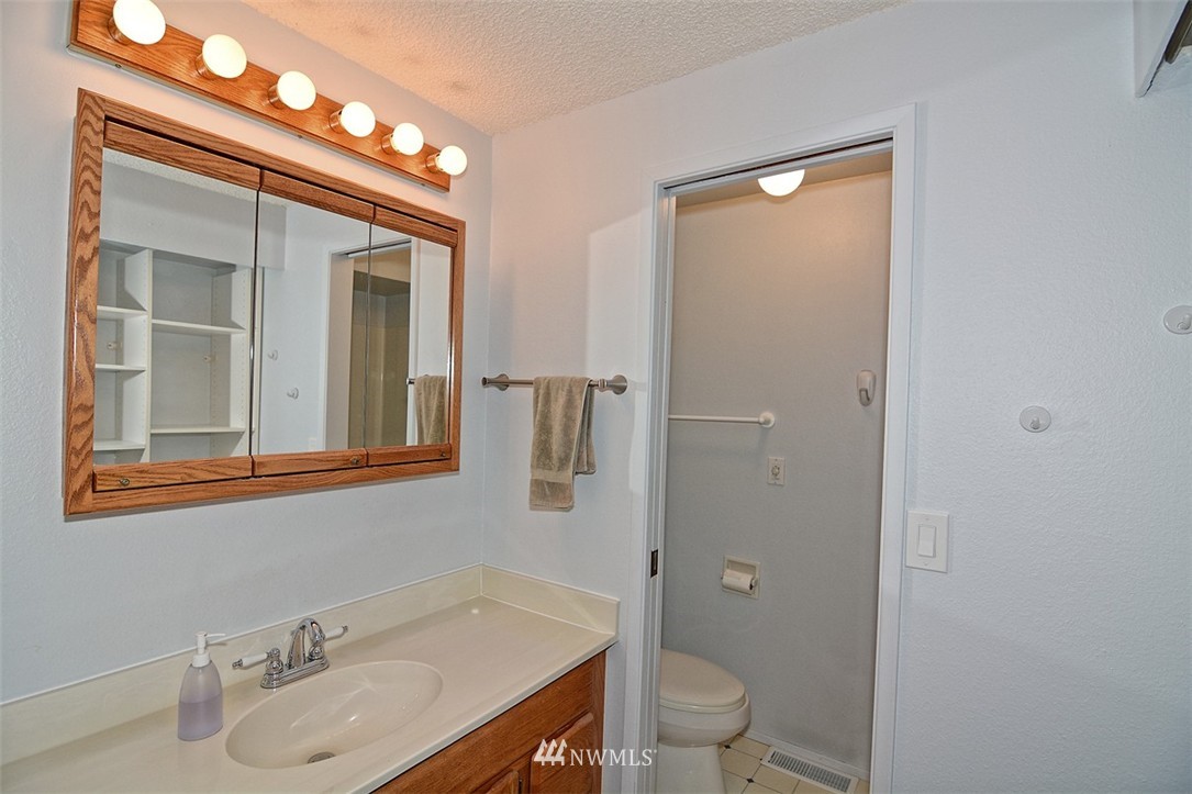 2704 168th Street Southeast Bothell, WA 98012 - Photo 15 of 25 Gallery Image 15