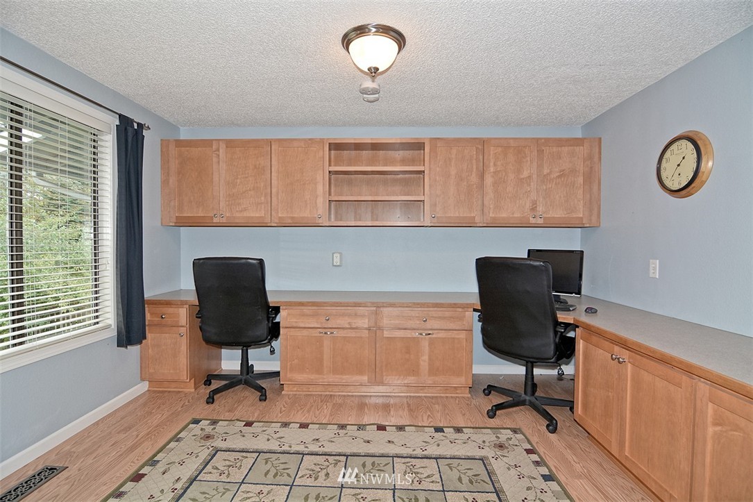2704 168th Street Southeast Bothell, WA 98012 - Photo 8 of 25 Gallery Image 8