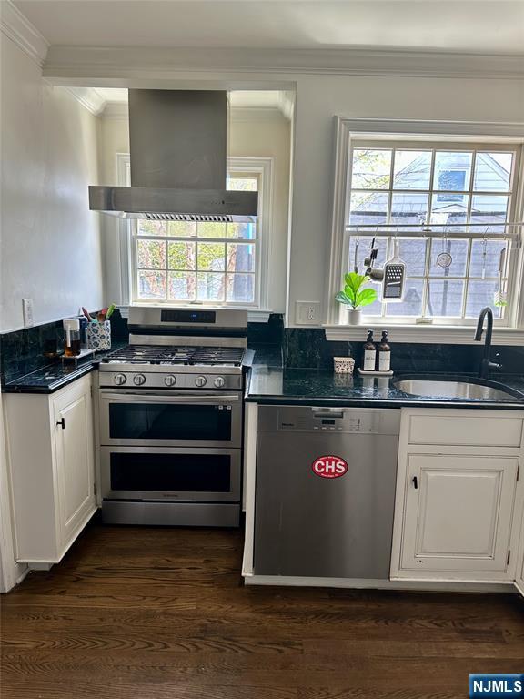 440 Bogert Road River Edge, NJ 07661 - Photo 6 of 25 a kitchen with stainless steel appliances granite countertop a stove a sink and a window