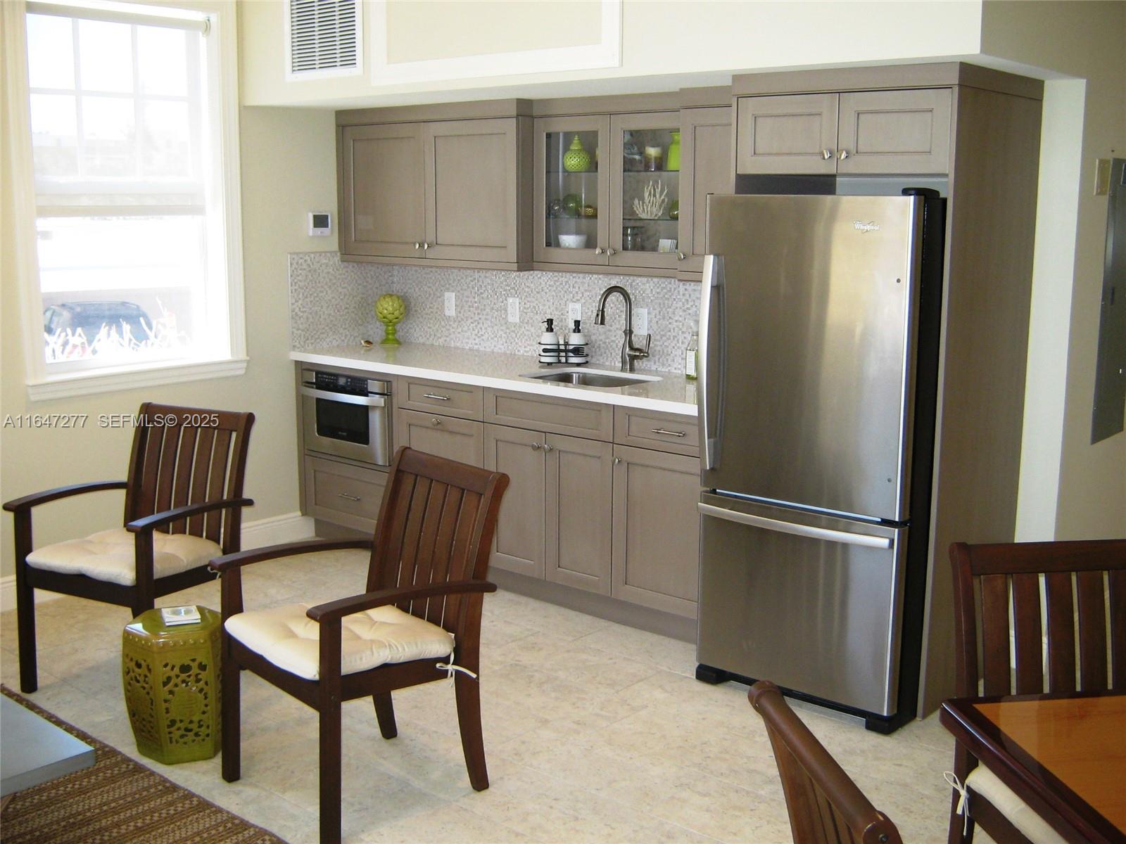 400 South Beach Road, Unit 802 Tequesta, FL 33469 - Photo 48 of 60 Community Room