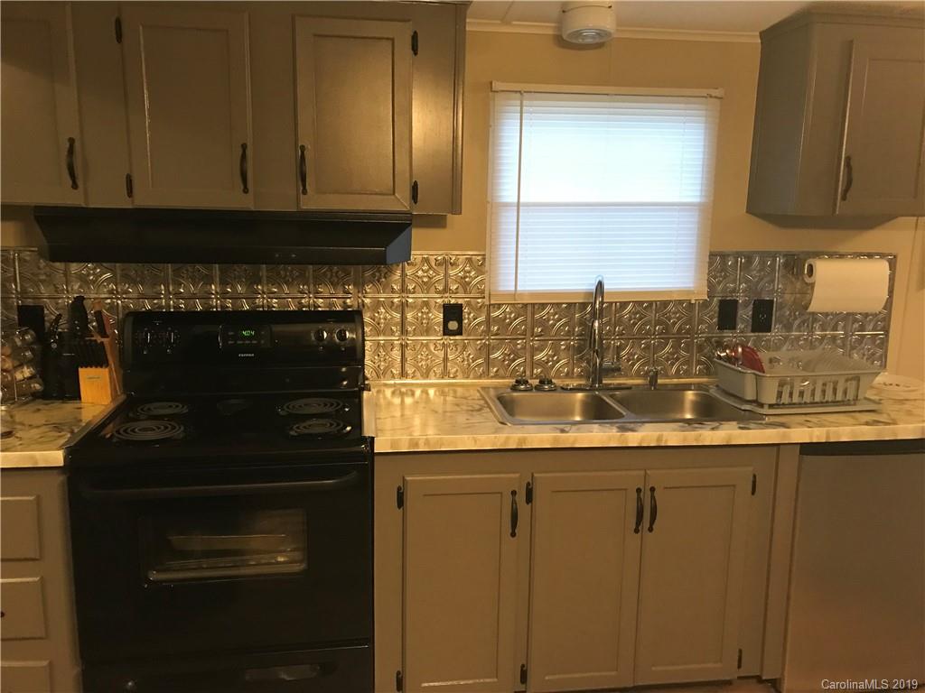 1991 Hines Circle Road Stanley, NC 28164 - Photo 4 of 21 Gallery Image 4