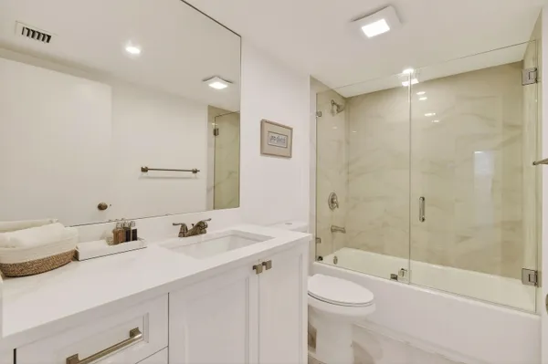 $8,500 | 301 South Seas Drive, Unit 104, Jupiter, FL 33477