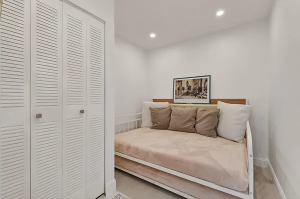 $8,500 | 301 South Seas Drive, Unit 104, Jupiter, FL 33477