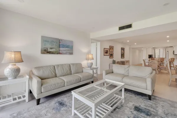 $8,500 | 301 South Seas Drive, Unit 104, Jupiter, FL 33477