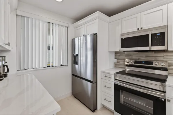 $8,500 | 301 South Seas Drive, Unit 104, Jupiter, FL 33477