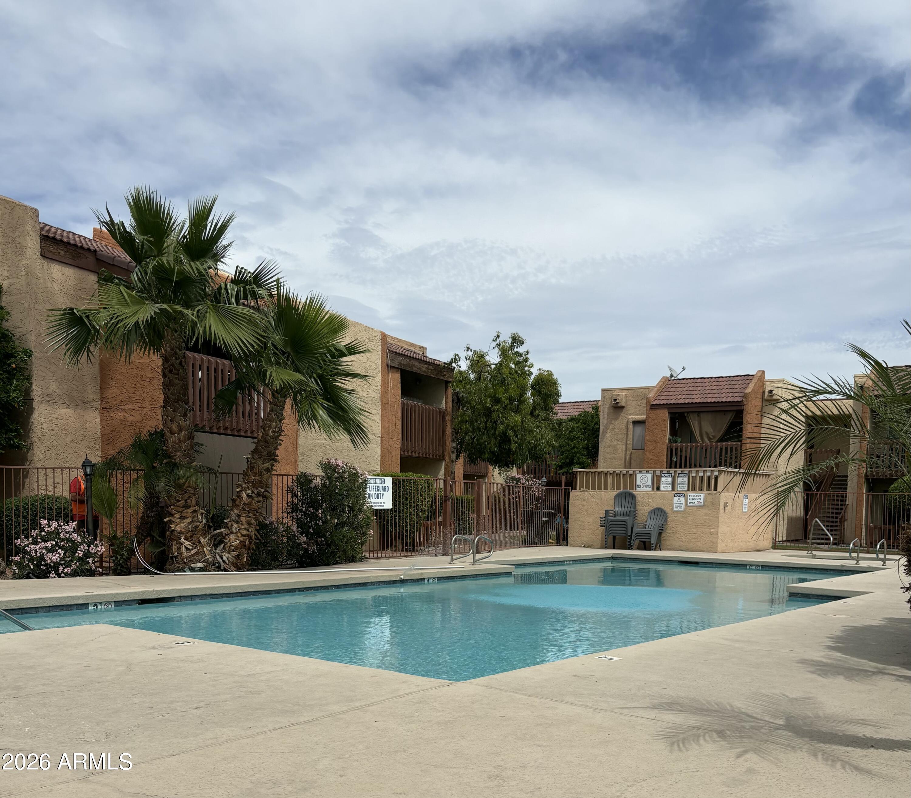 2121 West Royal Palm Road, Unit 1097 Phoenix, AZ 85021 - Photo 1 of 4 Community Pool