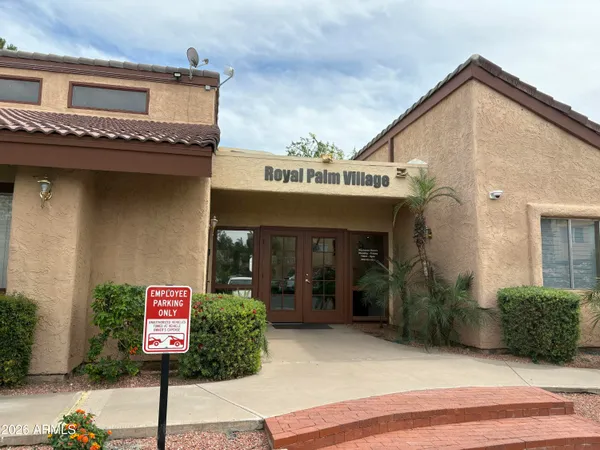 $213,000 | 2121 West Royal Palm Road, Unit 1097, Phoenix, AZ 85021