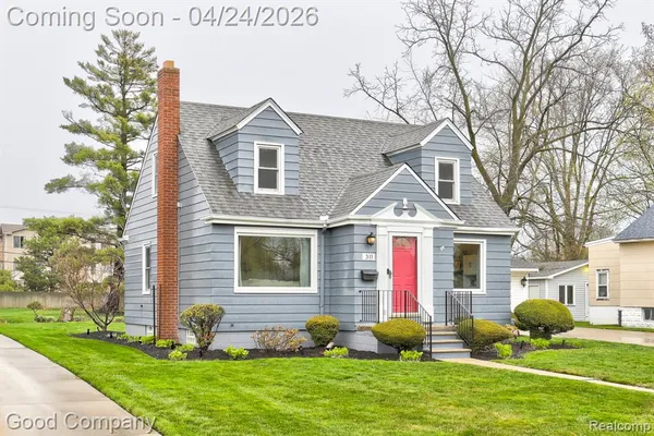 $360,000 | 311 Hendrickson Boulevard, Clawson, MI 48017