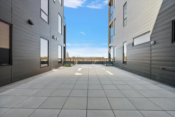 $849,900 | 159 South River Avenue, Unit 502, Holland, MI 49423