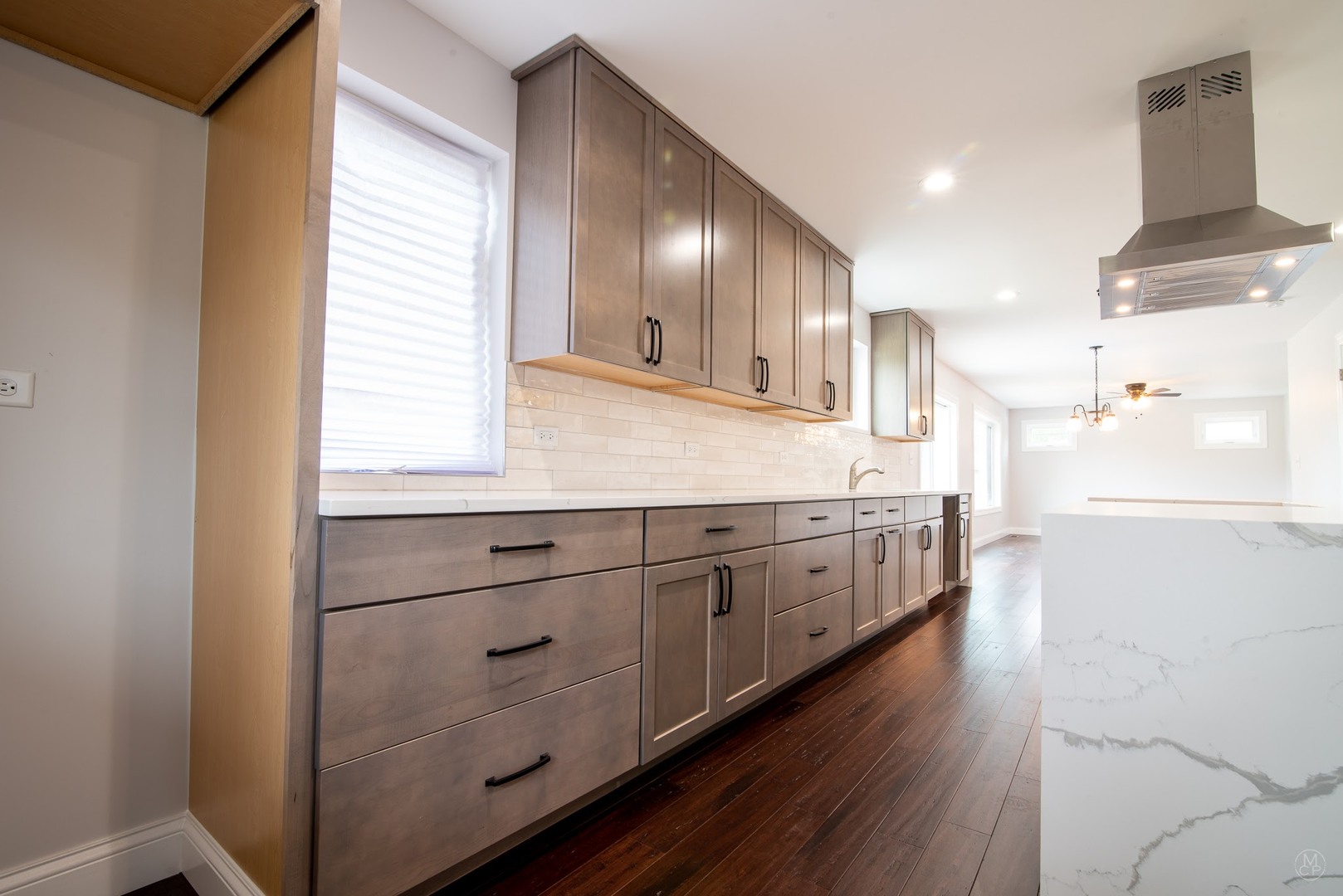 1101 Black Road Joliet, IL 60435 - Photo 12 of 38