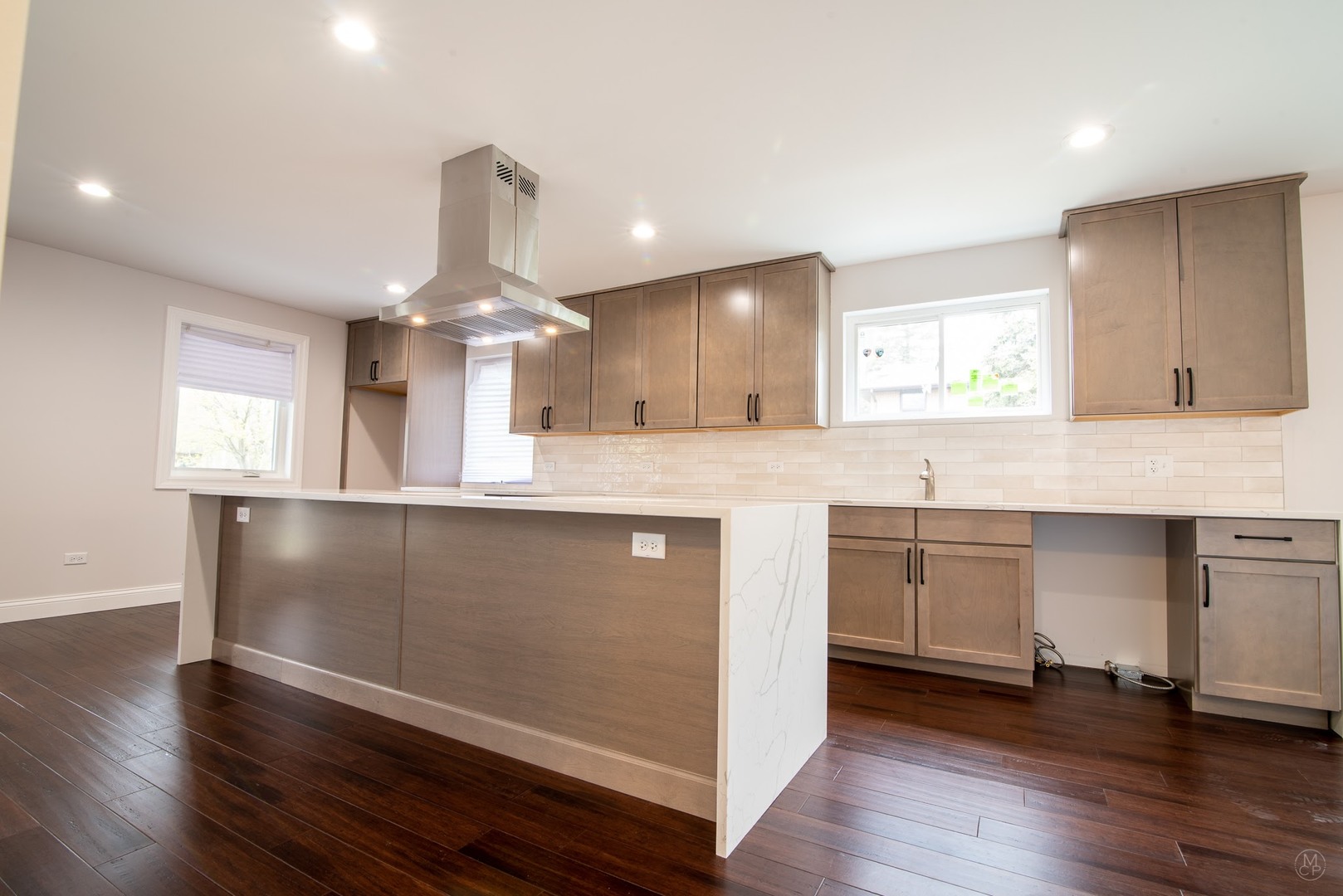 1101 Black Road Joliet, IL 60435 - Photo 13 of 38
