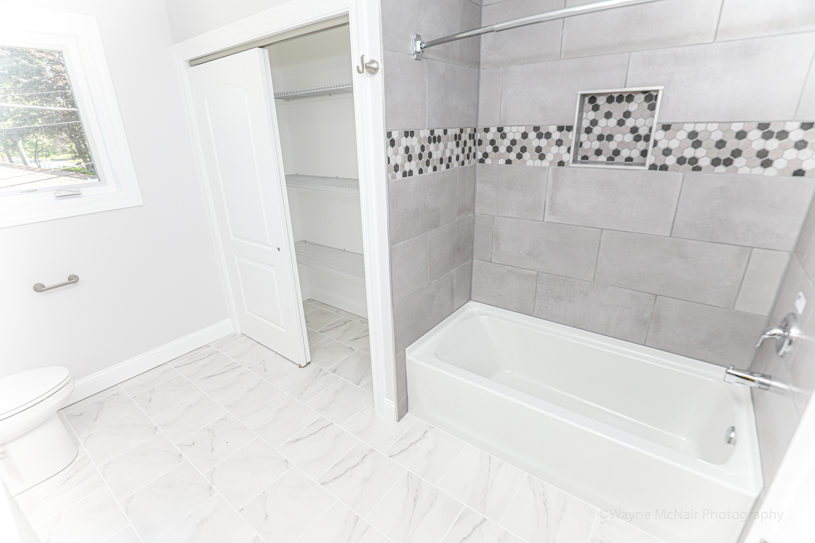 1101 Black Road Joliet, IL 60435 - Photo 34 of 38