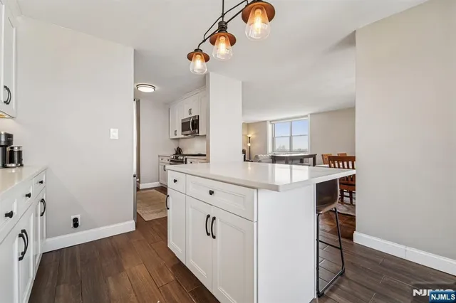 $329,000 | 6040 Boulevard East, Unit 19H, West New York, NJ 07093