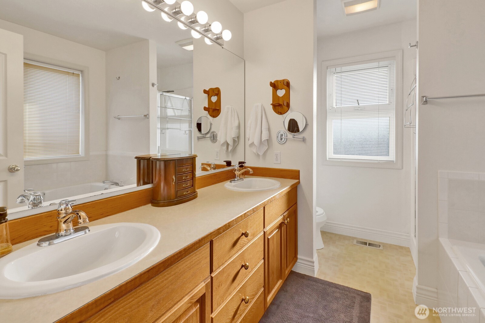216 Springview Drive Lynden, WA 98264 - Photo 23 of 33 Gallery Image 23