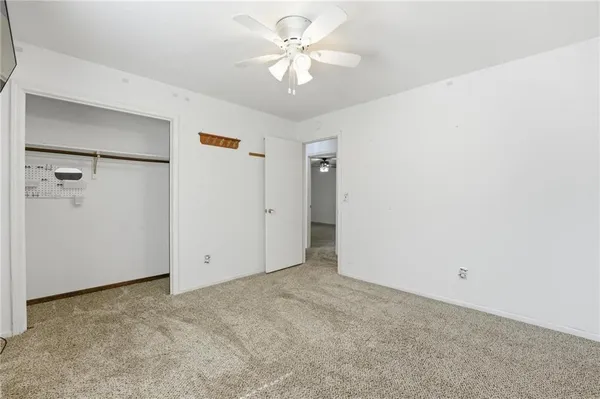 $389,000 | 518 Northwest 65th Terrace, Kansas City, MO 64118