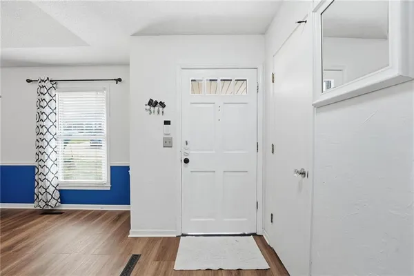 $389,000 | 518 Northwest 65th Terrace, Kansas City, MO 64118