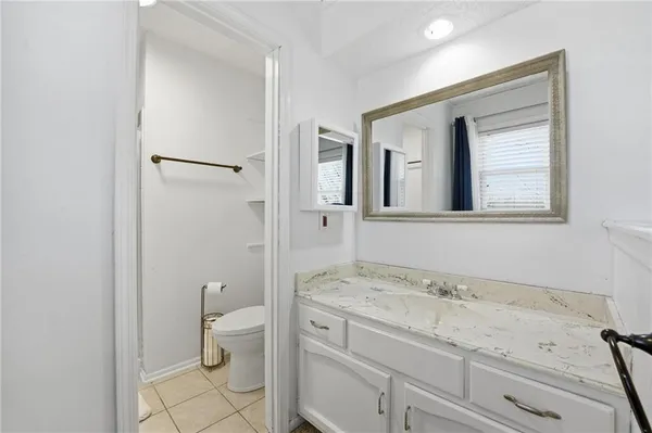 $389,000 | 518 Northwest 65th Terrace, Kansas City, MO 64118