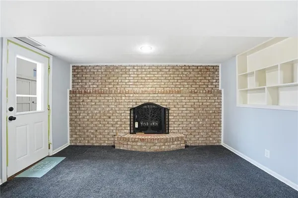 $389,000 | 518 Northwest 65th Terrace, Kansas City, MO 64118
