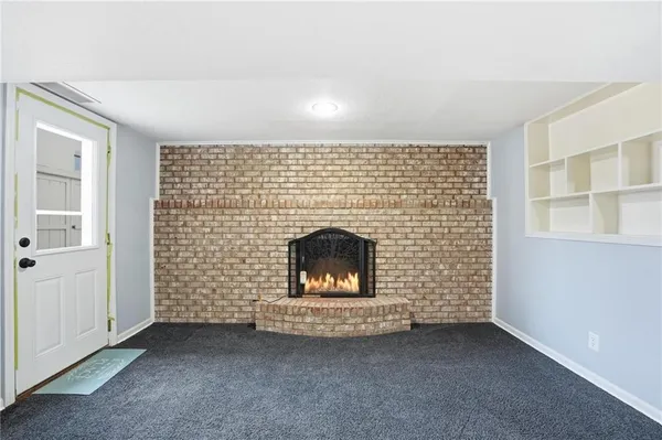 $389,000 | 518 Northwest 65th Terrace, Kansas City, MO 64118