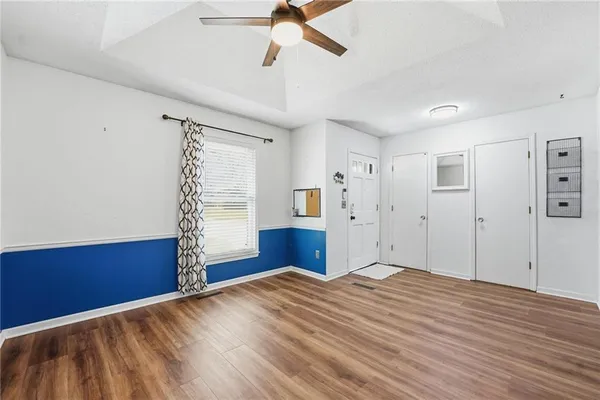 $389,000 | 518 Northwest 65th Terrace, Kansas City, MO 64118