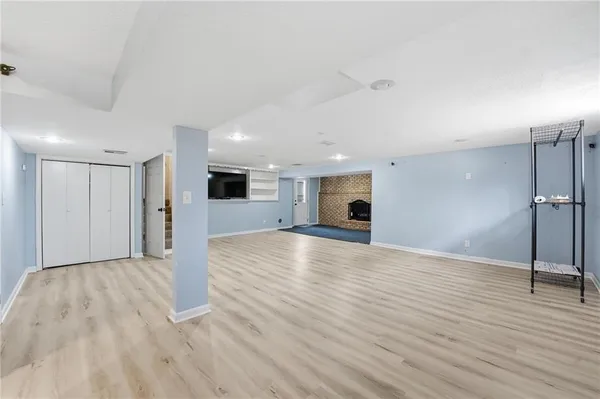 $389,000 | 518 Northwest 65th Terrace, Kansas City, MO 64118