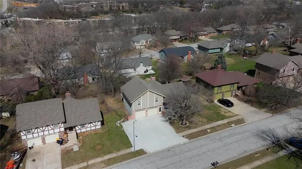 $389,000 | 518 Northwest 65th Terrace, Kansas City, MO 64118