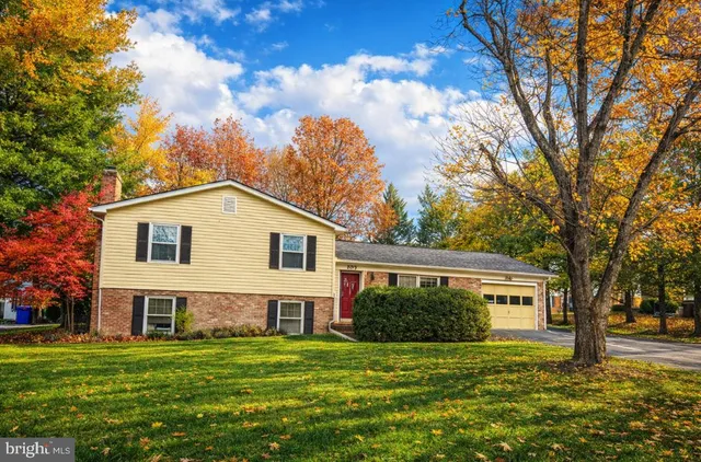 $350,000 | 303 Westmoreland Drive, Stephens City, VA 22655