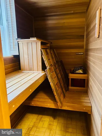 $350,000 | 303 Westmoreland Drive, Stephens City, VA 22655