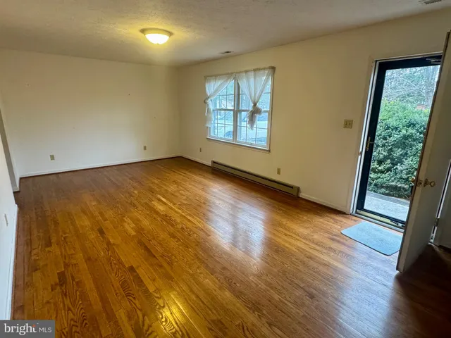 $350,000 | 303 Westmoreland Drive, Stephens City, VA 22655