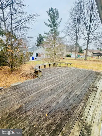 $350,000 | 303 Westmoreland Drive, Stephens City, VA 22655