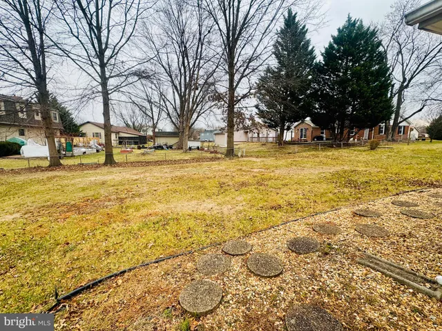 $350,000 | 303 Westmoreland Drive, Stephens City, VA 22655