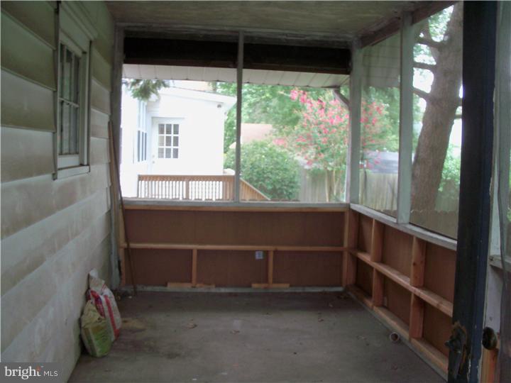 207 Pine Road Wallingford, PA 19086 - Photo 6 of 8 Enclosed Porch