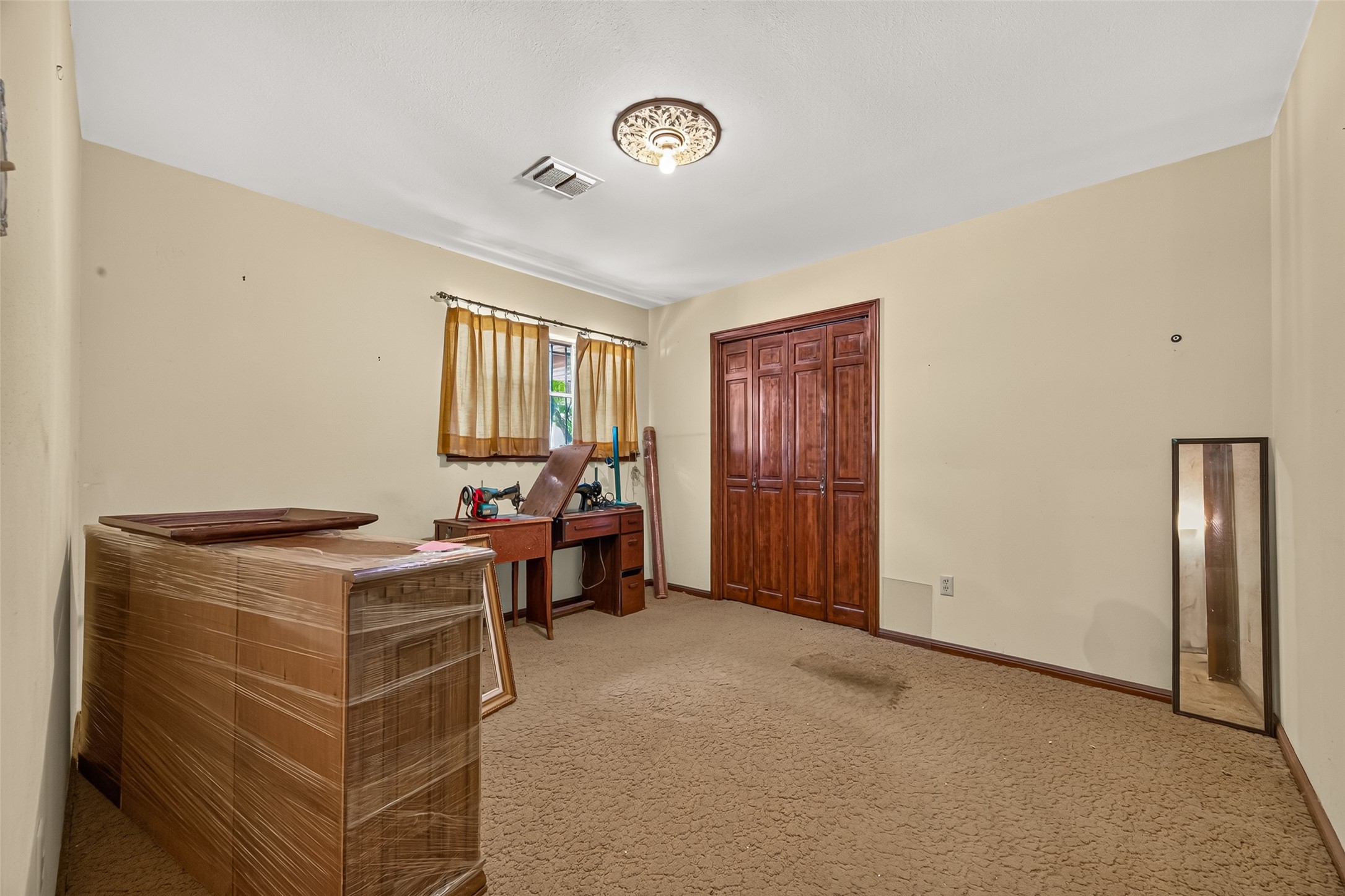 5311 Alba Road Houston, TX 77091 - Photo 24 of 27 All bedroom are large and this is the third bedroom.