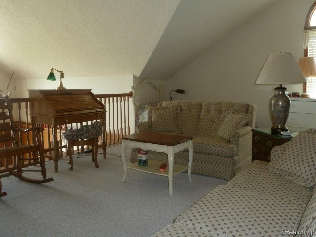 20909 Napier Road Northville, MI 48167 - Photo 36 of 44 Loft
