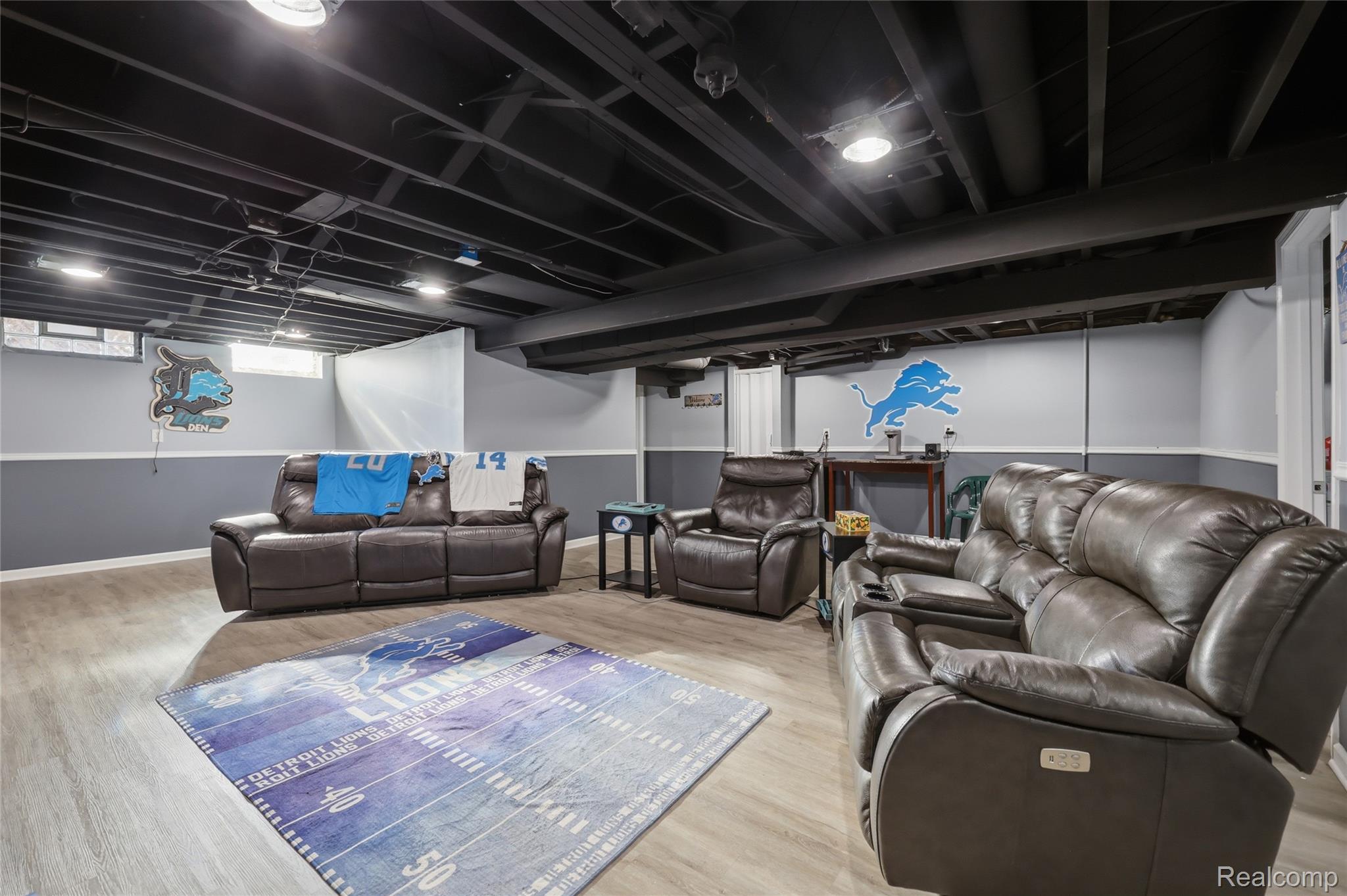 13412 Common Road Warren, MI 48088 - Photo 34 of 40 common-34.jpg