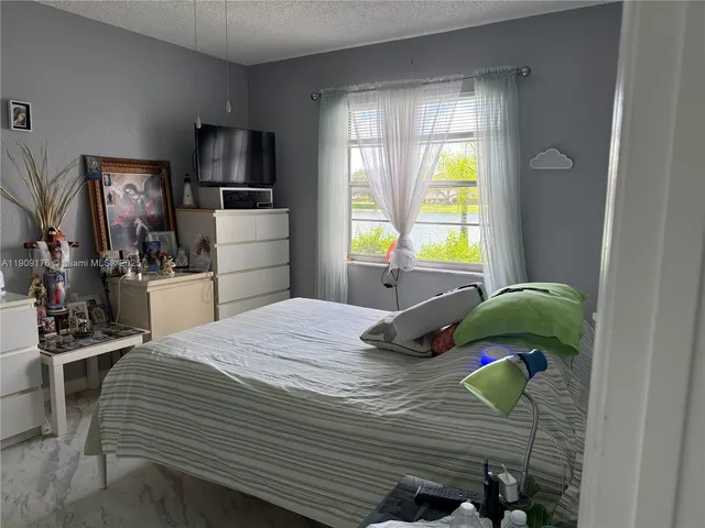 $175,000 | 5501 Lakeside Drive, Unit 104, Margate, FL 33063