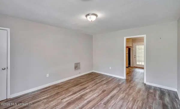 $1,600 | 114 Sheppard Street, Flora, MS 39071