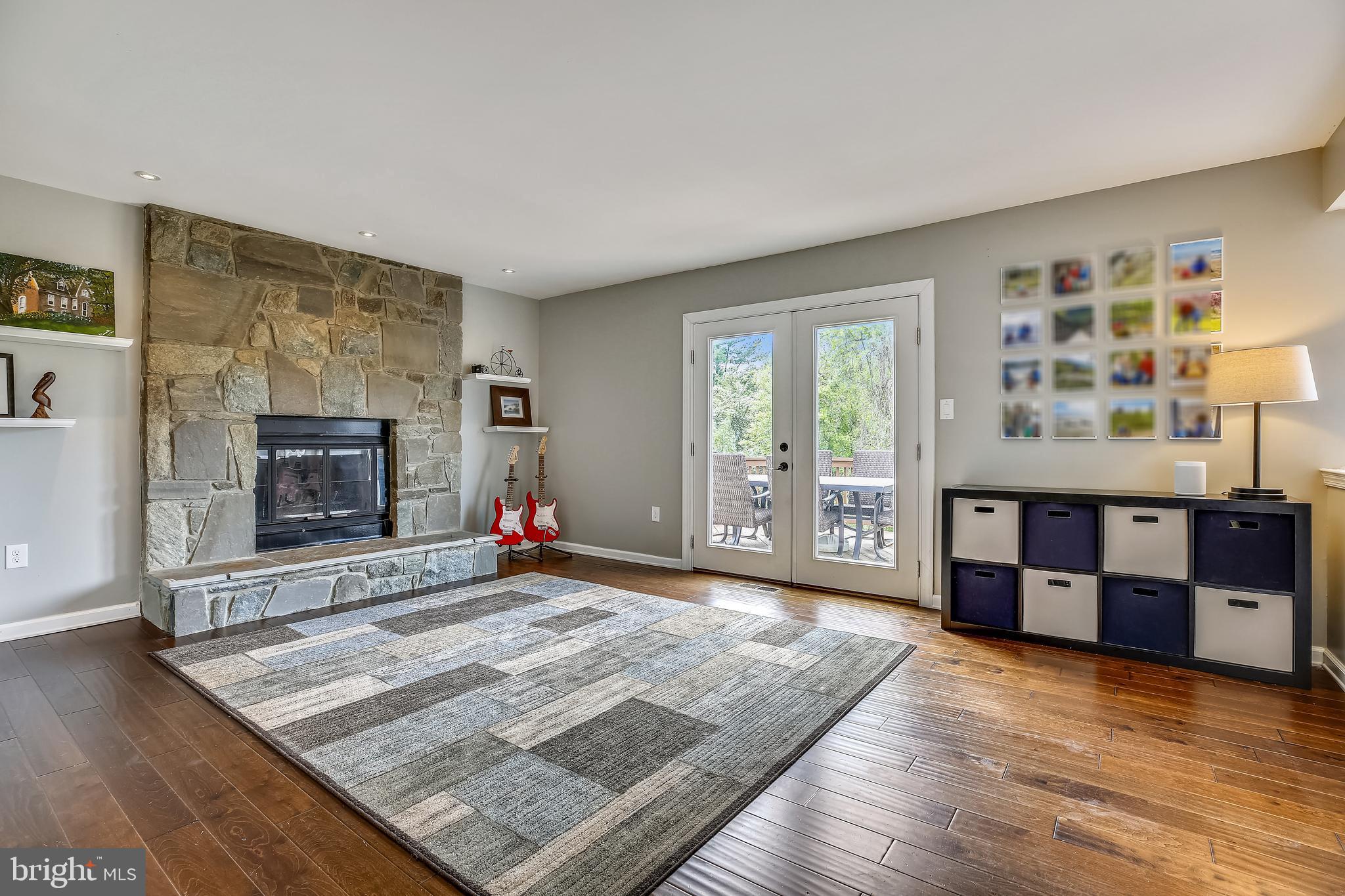 14516 Sandy Ridge Road Silver Spring, MD 20905 - Photo 13 of 79 Main level family room