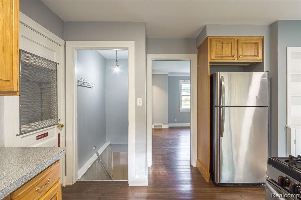 2281 Lancaster Road Bloomfield Hills, MI 48302 - Photo 10 of 37