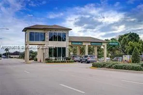 $1,700 | 1401 Southwest 134th Way, Unit 212C, Pembroke Pines, FL 33027