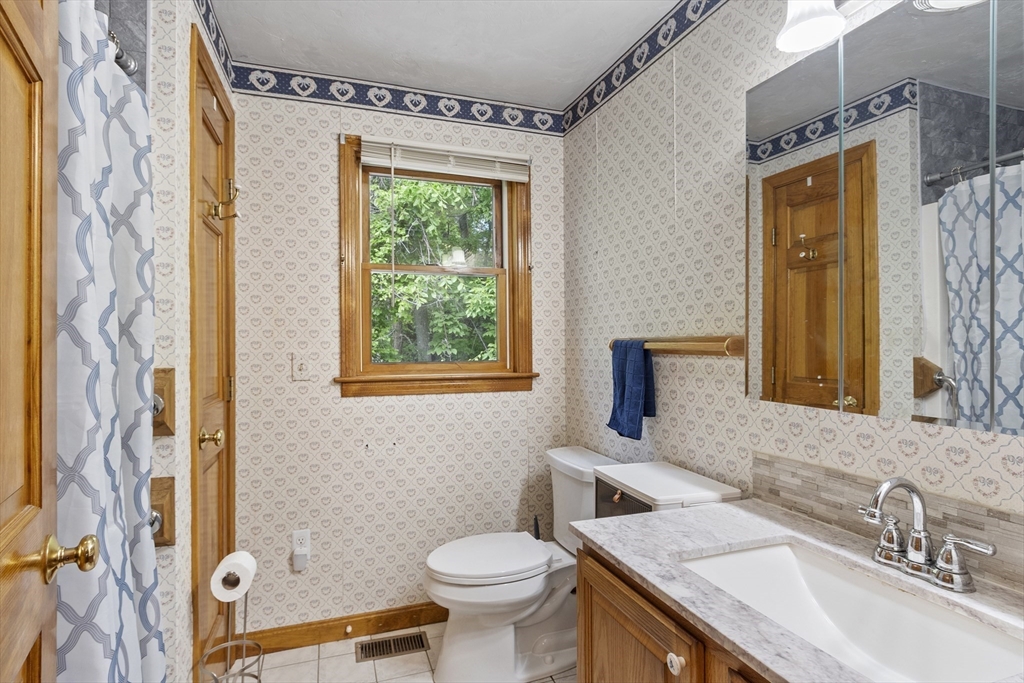 116 Island Road Lunenburg, MA 01462 - Photo 32 of 42