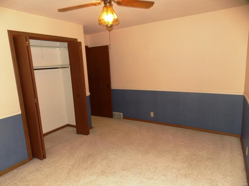 181 Willowood Road Litchfield, IL 62056 - Photo 15 of 26 Gallery Image 15