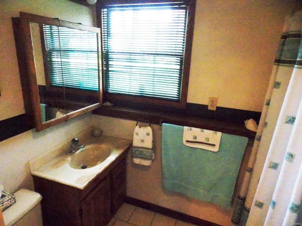181 Willowood Road Litchfield, IL 62056 - Photo 20 of 26 Gallery Image 20