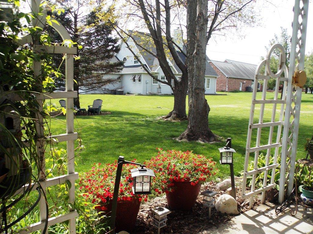 181 Willowood Road Litchfield, IL 62056 - Photo 25 of 26 Gallery Image 25