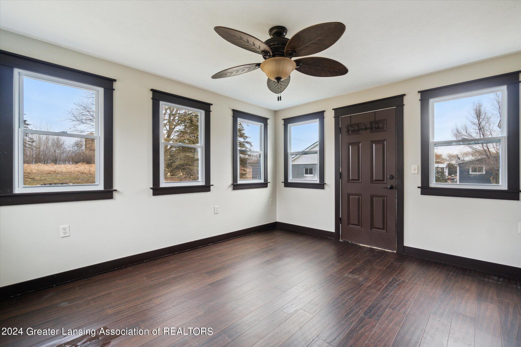 9300 McBride Road Ovid, MI 48866 - Photo 17 of 32 17-9300-McBride-Rd-Ovid-MI-48866-WindowS